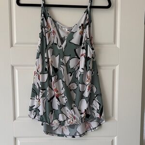 West K Print Women's Top NWT size M